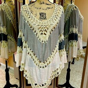 🔴 3 For $30! Umgee crochet top NWOT
